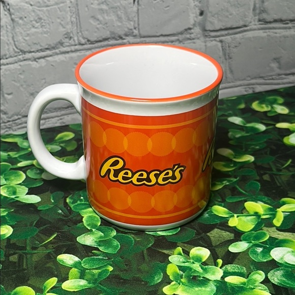 Reese’s Coffee Mug Orange Licensed Product - Picture 1 of 9
